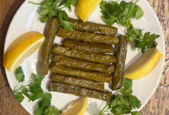 BAŞLANGIÇLAR Zeytinyağlı Sarma 
