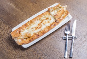 PİDELER Kaşarlı Pide